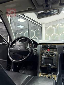 مرسيدس بنز E-Class